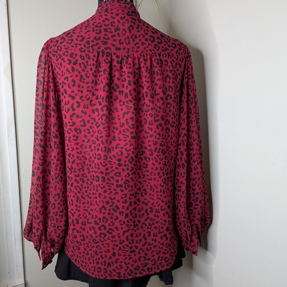 Red Leopard Print Women's Top - Picture 4 of 6